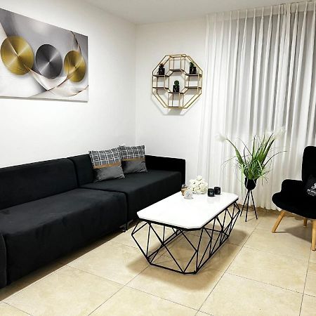 Spat Vip Apartment Bat Yam Εξωτερικό φωτογραφία